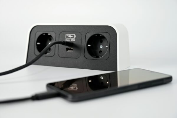 Ilustracao de recarga usb publica