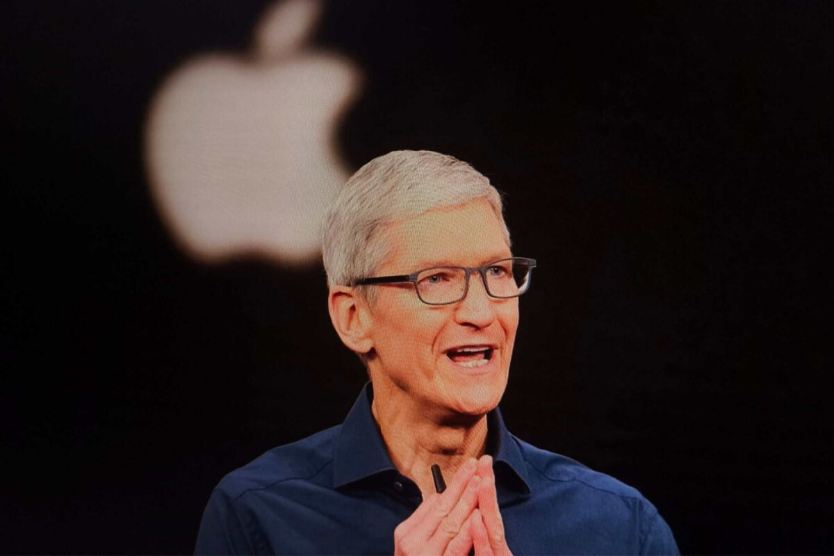 Destaque CEO da Apple Tim Cook scaled 1