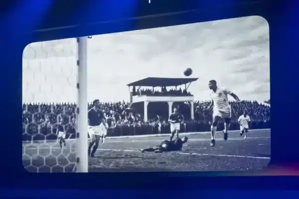 Gol Pele Google 640×400 1