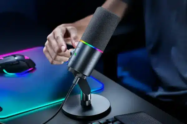 Razer Seiren V3 Pro 5