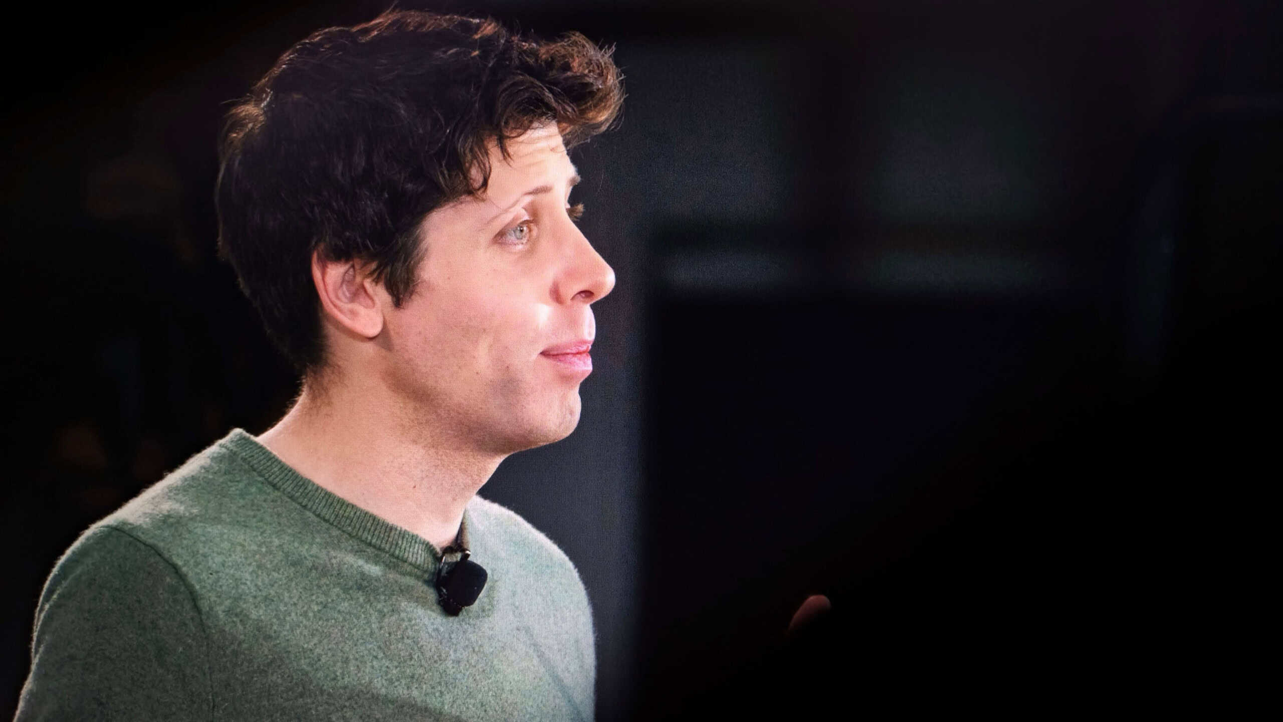 Sam Altman FotoField scaled 1