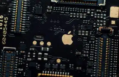 Apple chip