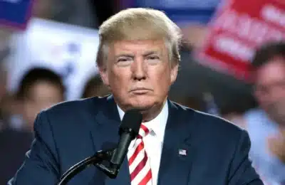 Donald trump comicio edited