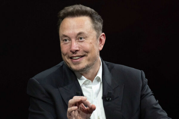 Elon musk 1 2048×1376 1