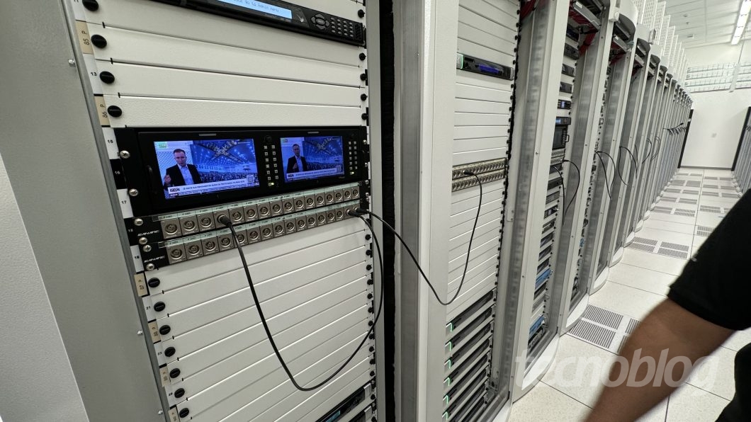 Equipamento datacenter sky 1060×596 1