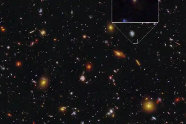 Mxdfz4 hubble