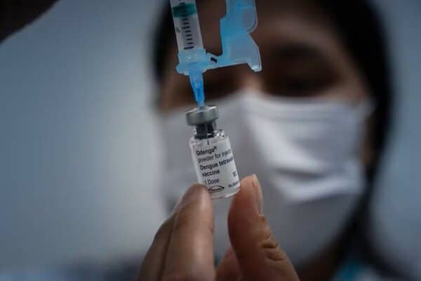 Vacina dengue