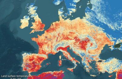 Hot surfaces during Europe s heatwave seen by Sentinel 3